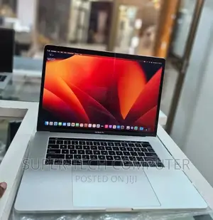 New Laptop Apple MacBook Pro 2017 16GB Intel Core I7 SSD 512GB