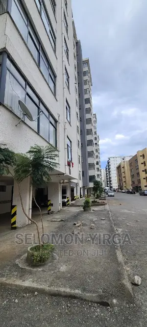 2bdrm Apartment in አድስ አበባ, Bole for sale