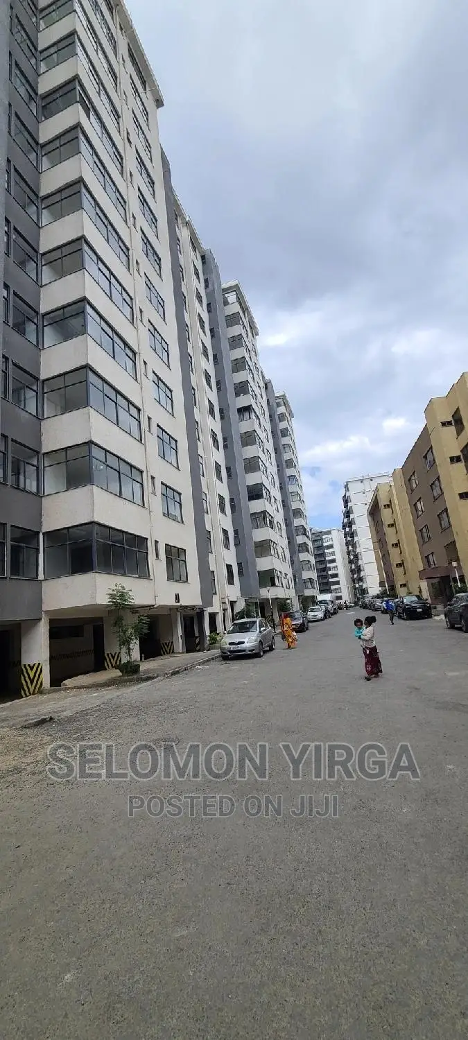 2bdrm Apartment in አድስ አበባ, Bole for sale