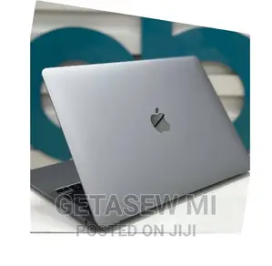 Photo - New Laptop Apple MacBook Air 2020 8GB Intel Core I3 SSD 256GB