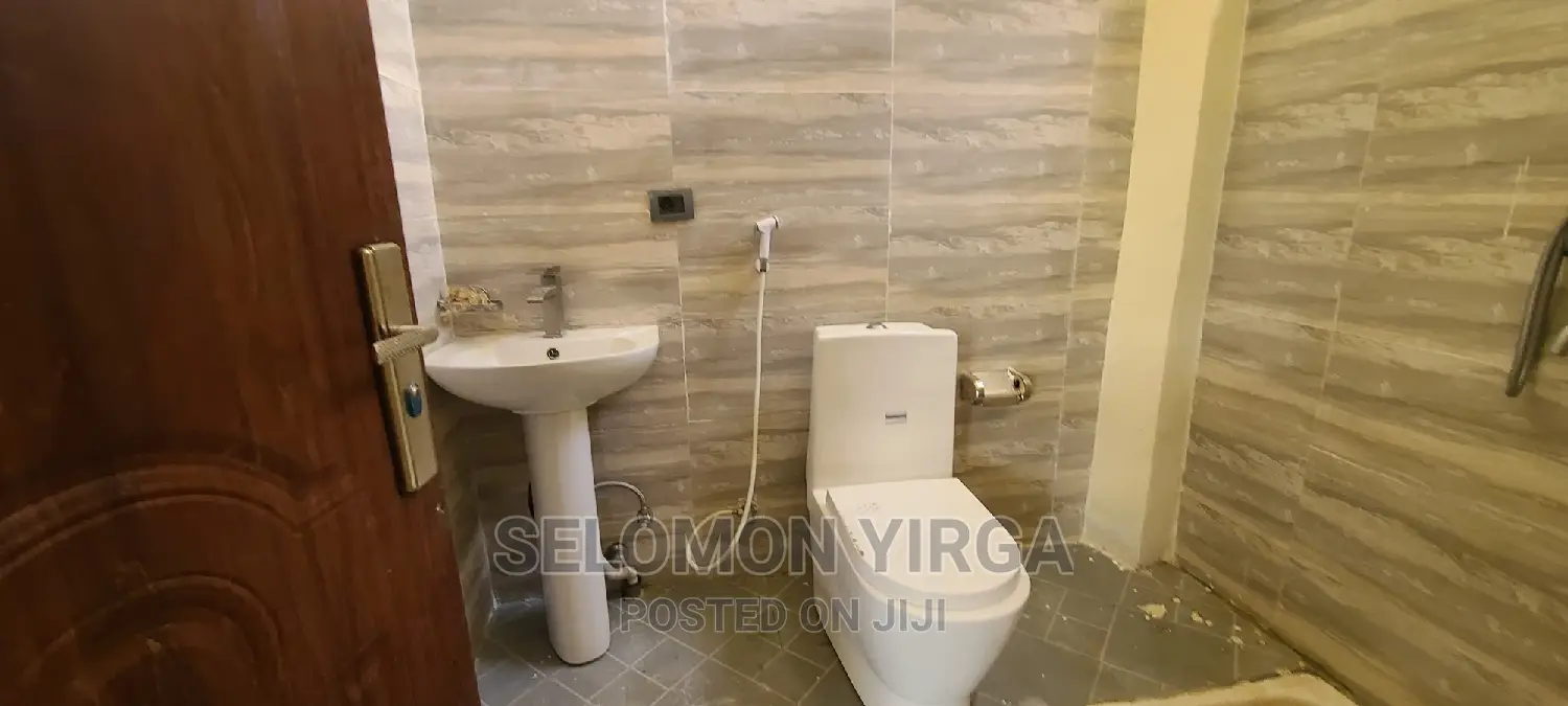 3bdrm Apartment in አድስ አበባ, Yeka for rent
