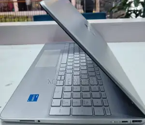 New Laptop HP Stream Notebook 8GB Intel Core i3 SSD 512GB