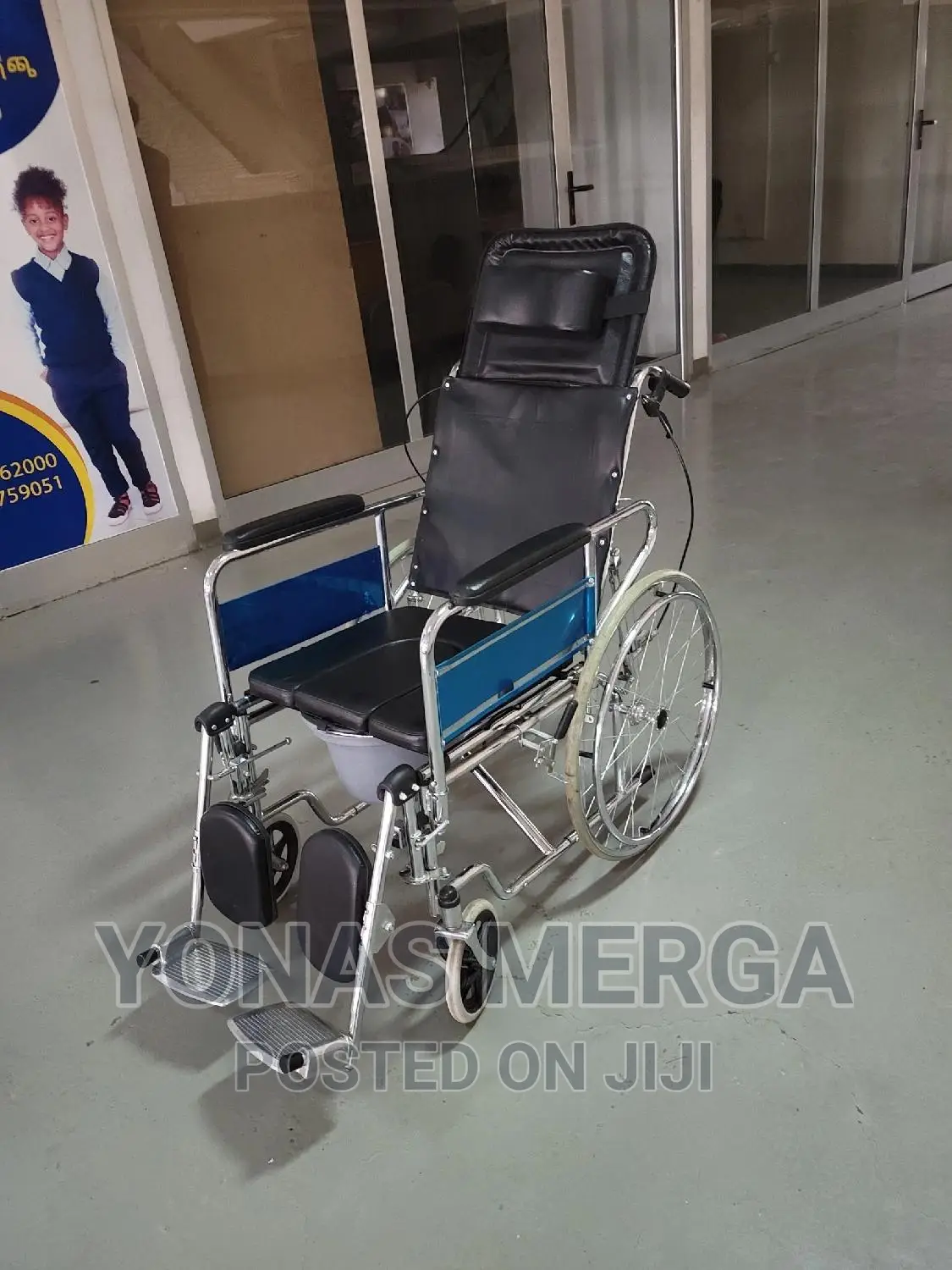 Model300/Wheelchair/Legrest/Wheelchair/Forcomfort Wheelchair