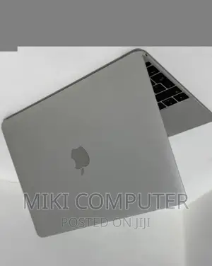 New Laptop Apple MacBook Pro 2016 8GB Intel SSD 256GB