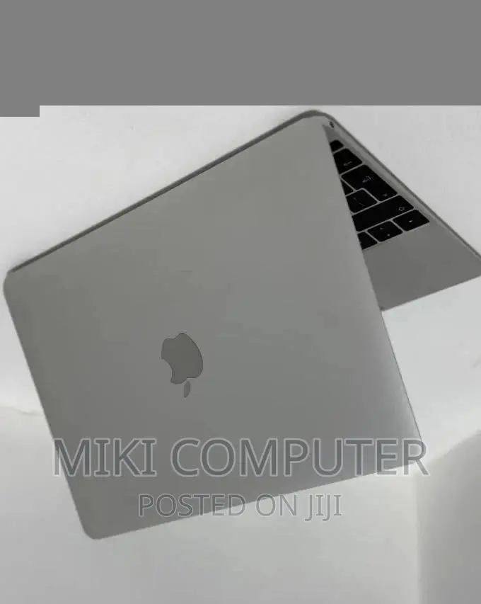 New Laptop Apple MacBook Pro 2016 8GB Intel SSD 256GB