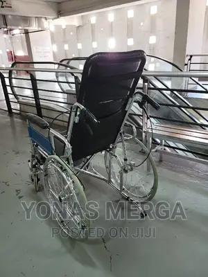 Toilet Wheelchair/Castor/Wheelchair/Neck Cushion Wheelchair/