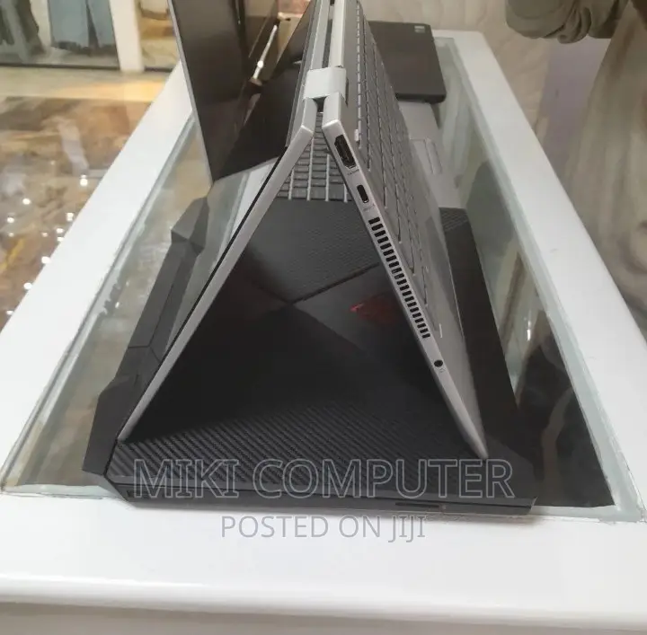 New Laptop HP Envy X360 16GB Intel Core I7 SSD 512GB