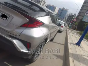 Toyota C-HR 2021 Silver