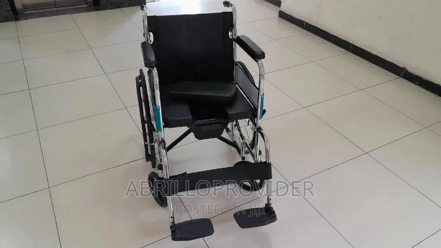Slightly Used Wheelchair/Commode Wheelchair/Potty Wheelchair
