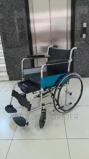 1week Used Wheelcahir/Foldable Wheelchair/Commode Wheelchair