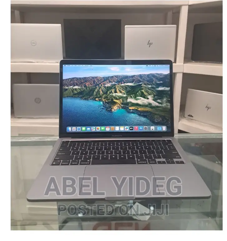 New Laptop Apple MacBook Pro M1 8GB Apple M1 SSD 256GB
