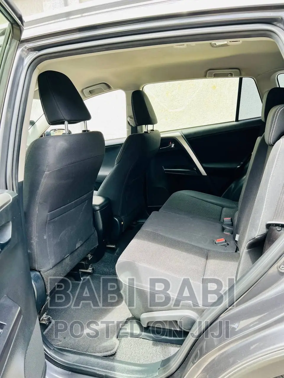 Toyota RAV4 2017 Gray