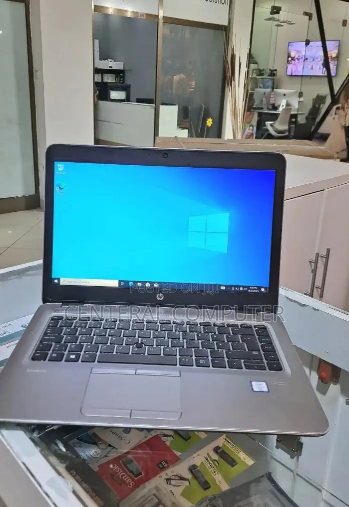 New Laptop HP EliteBook X360 1030 G4 16GB Intel Core I7 SSD 512GB