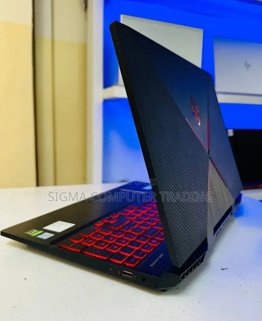 New Laptop HP Omen 15 8GB Intel Core I7 SSD 512GB