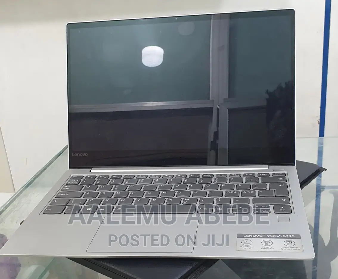 New Laptop Lenovo Yoga C740 8GB Intel Core I5 SSD 512GB