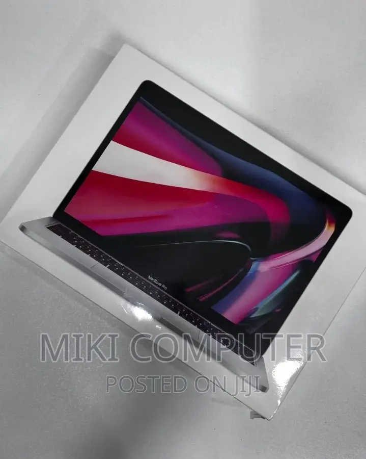 New Laptop Apple MacBook Pro 2022 M2 8GB Intel SSD 512GB