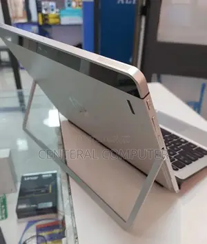 Photo - New Laptop HP Elite X2 1012 G2 8GB Intel Core I5 SSD 512GB