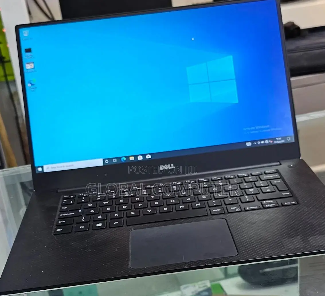 New Laptop Dell Precision 15 7520 16GB Intel Core I7 SSD 512GB