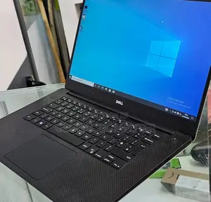 New Laptop Dell Precision 15 7520 16GB Intel Core I7 SSD 512GB