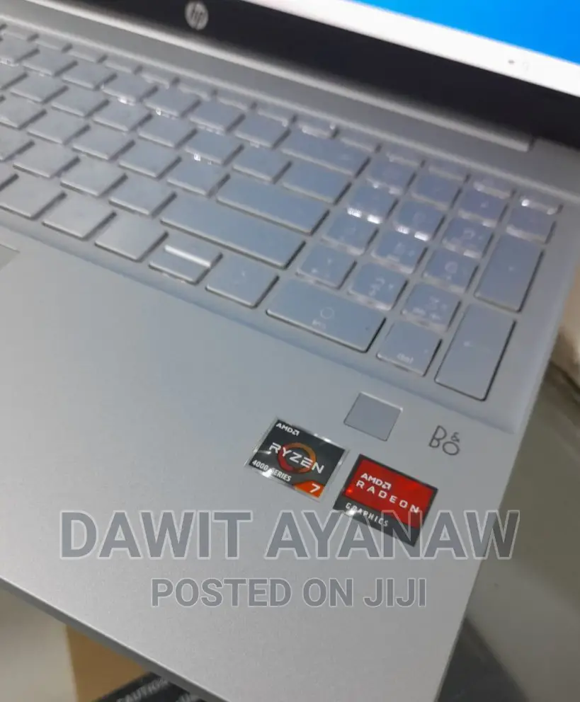 New Laptop HP 16GB AMD Ryzen 7 SSD 512GB