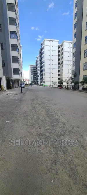 3bdrm Apartment in አድስ አበባ, Bole for sale