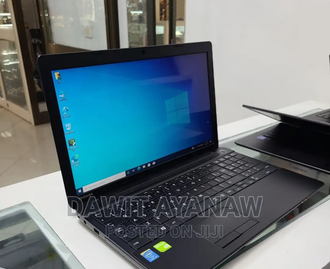 New Laptop Toshiba Satellite C50 4GB Intel Core I5 HDD 500GB