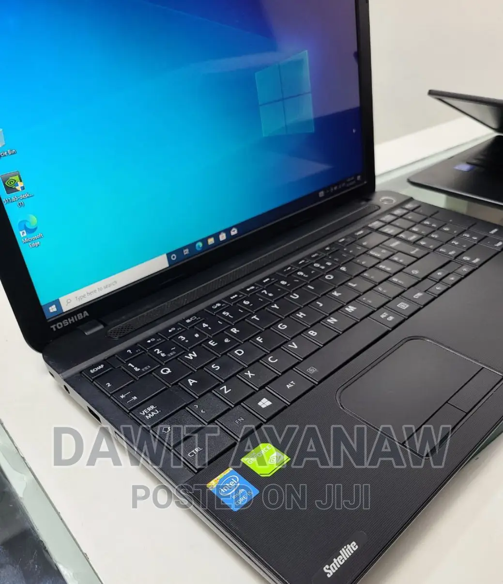 New Laptop Toshiba Satellite C50 4GB Intel Core I5 HDD 500GB