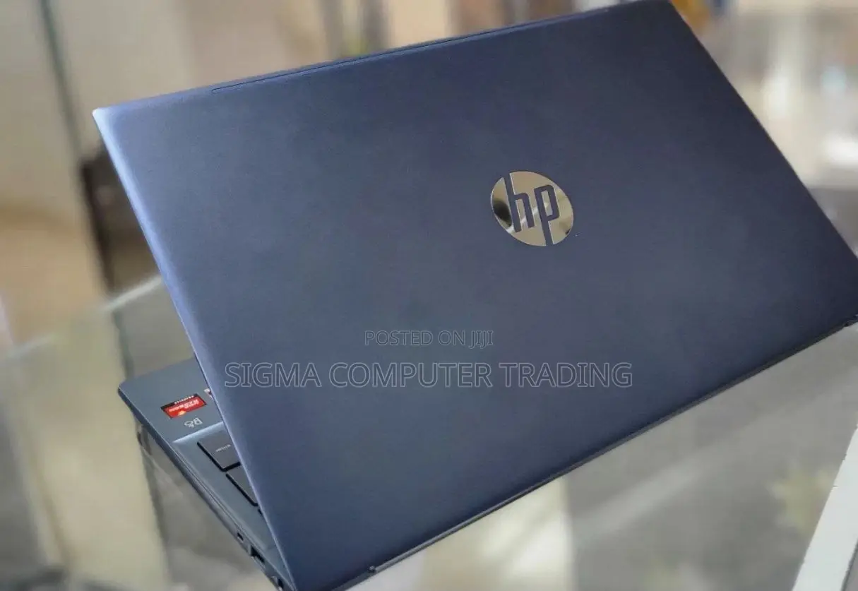 New Laptop HP Pavilion 15 8GB AMD Ryzen 5 SSD 512GB