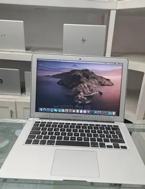 Photo - New Laptop Apple MacBook Air 2017 8GB Intel Core i5 SSD 128GB