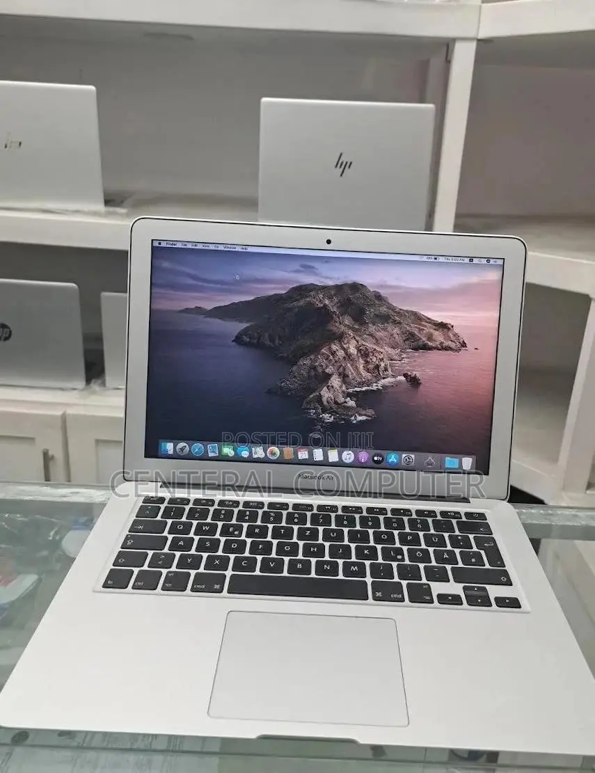 New Laptop Apple MacBook Air 2017 8GB Intel Core i5 SSD 128GB