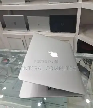 New Laptop Apple MacBook Air 2017 8GB Intel Core i5 SSD 128GB