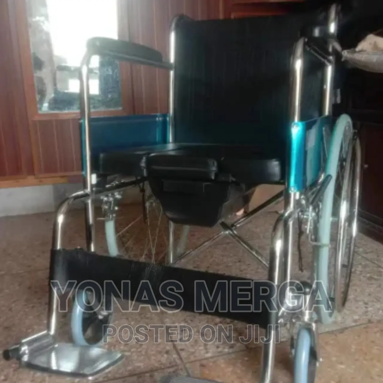 አልሙኒየም Wheelchair/ማይዝግ Wheelchair/Toilet Wheelchair/Commode