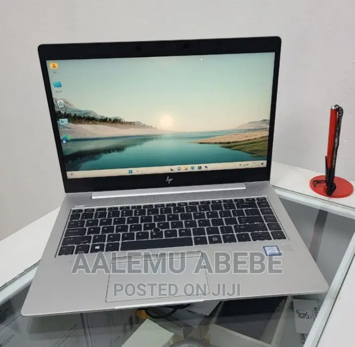 New Laptop HP EliteBook 840 G5 16GB Intel Core i5 SSD 256GB