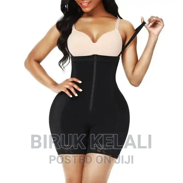 ባለ እፖንጅ የጎን እና ከኃላ ዳሌን የሚያሳምር ኩርሲ