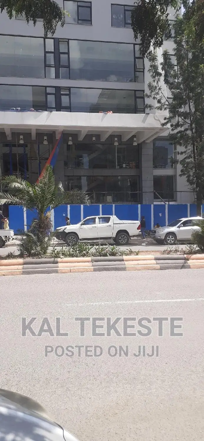 Ground Floor Cafe Space For Sale