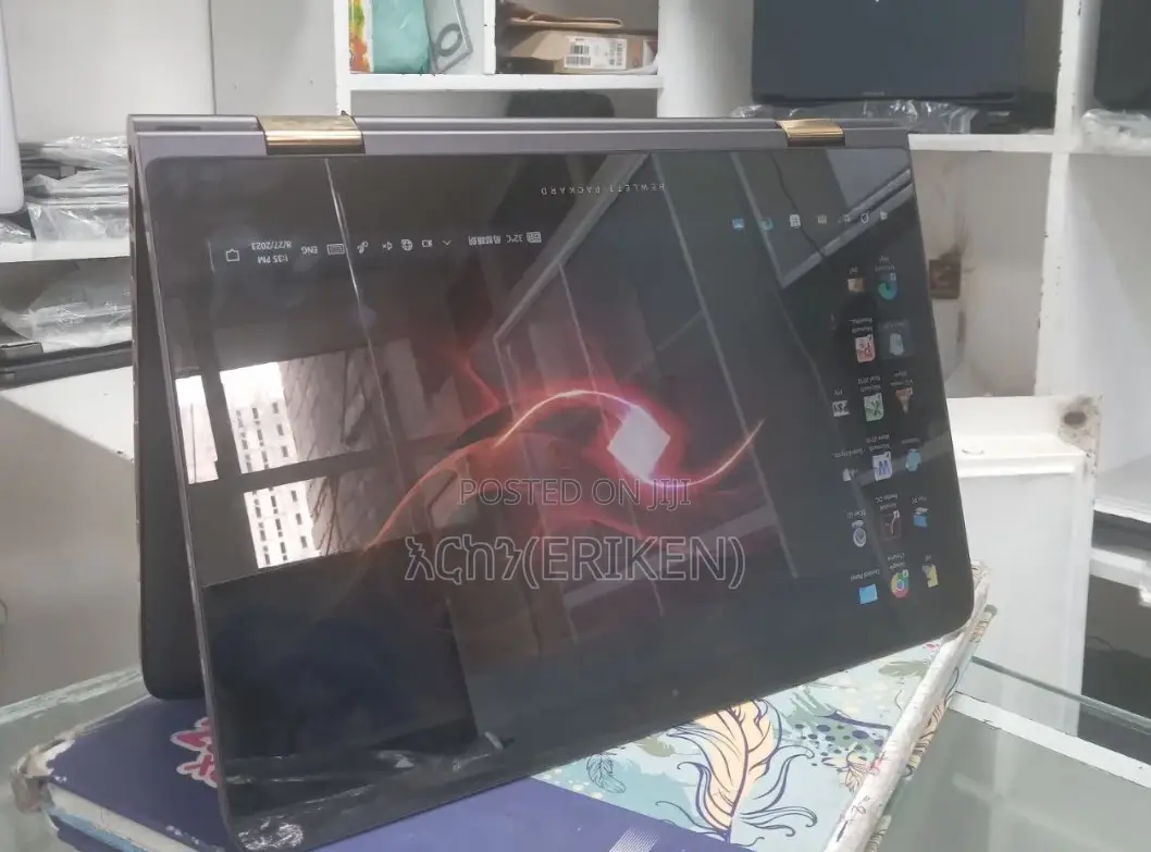 New Laptop HP Spectre X360 8GB Intel Core I7 SSD 1T