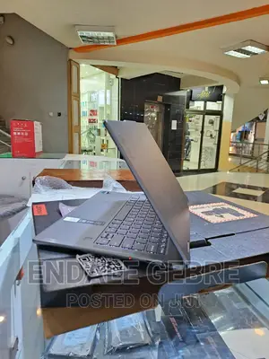 New Laptop Lenovo 16GB Intel Core I5 SSD 512GB