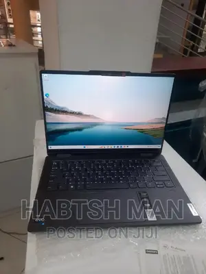 New Laptop Lenovo Yoga 700 16GB Intel Core I5 SSD 512GB