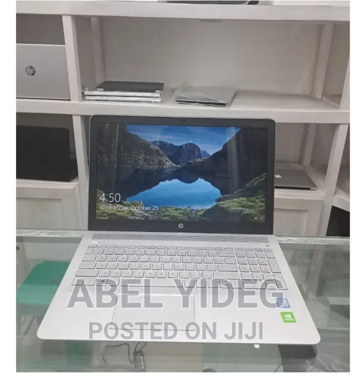 New Laptop HP Pavilion 15 8GB Intel Core I5 HDD 1T