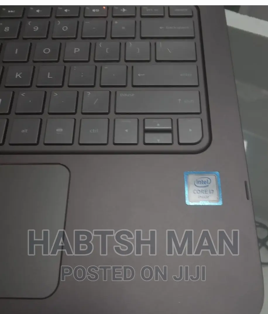 New Laptop HP Spectre X360 8GB Intel Core I7 SSD 1T