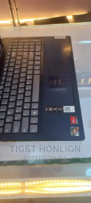 New Laptop Lenovo Ideapad 3 8GB AMD Ryzen 5 SSD 512GB