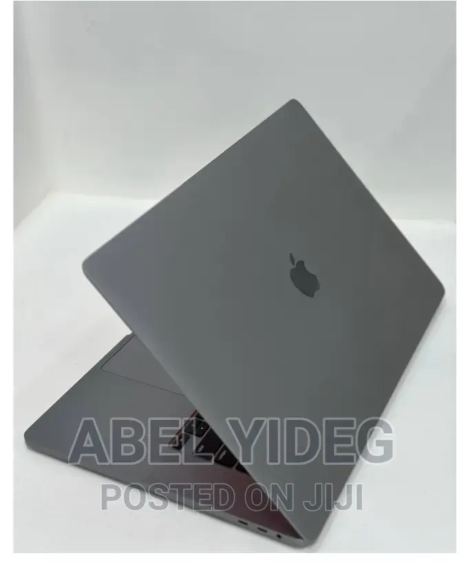 New Laptop Apple MacBook Pro 2019 16GB Intel Core I7 SSD 512GB