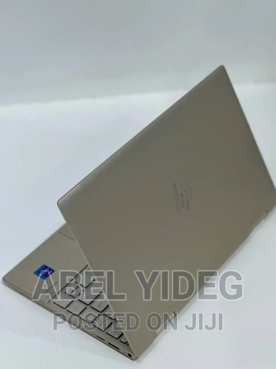 New Laptop HP Envy X360 8GB Intel Core I7 SSD 1T