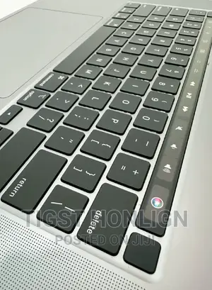 New Laptop Apple MacBook Pro 2019 16GB Intel Core I7 SSD 512GB