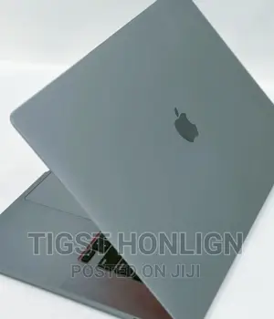 New Laptop Apple MacBook Pro 2019 16GB Intel Core I7 SSD 512GB