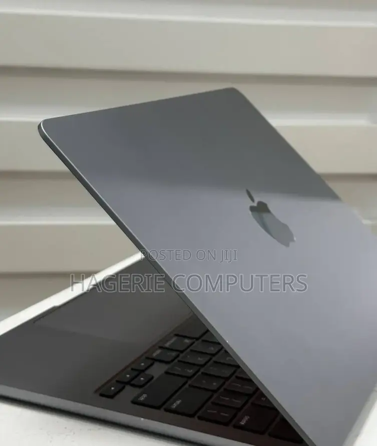 New Laptop Apple MacBook Air 16GB Apple M2 SSD 1T