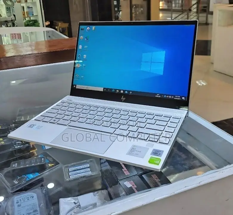 New Laptop HP Envy X2 11 8GB Intel Core I7 SSD 512GB