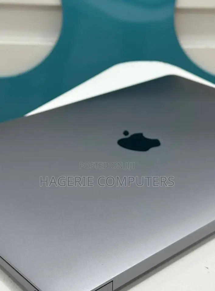 New Laptop Apple MacBook Air 2020 8GB Intel Core I3 SSD 256GB