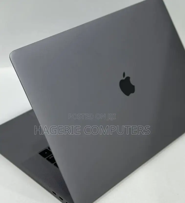 New Laptop Apple MacBook Pro 2017 16GB Intel Core I7 SSD 512GB