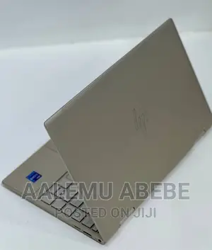 New Laptop HP Envy X360 8GB Intel Core I7 SSD 1T